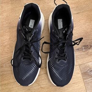 Hoka One One Black and White Women's Rincon sz 10 worn once